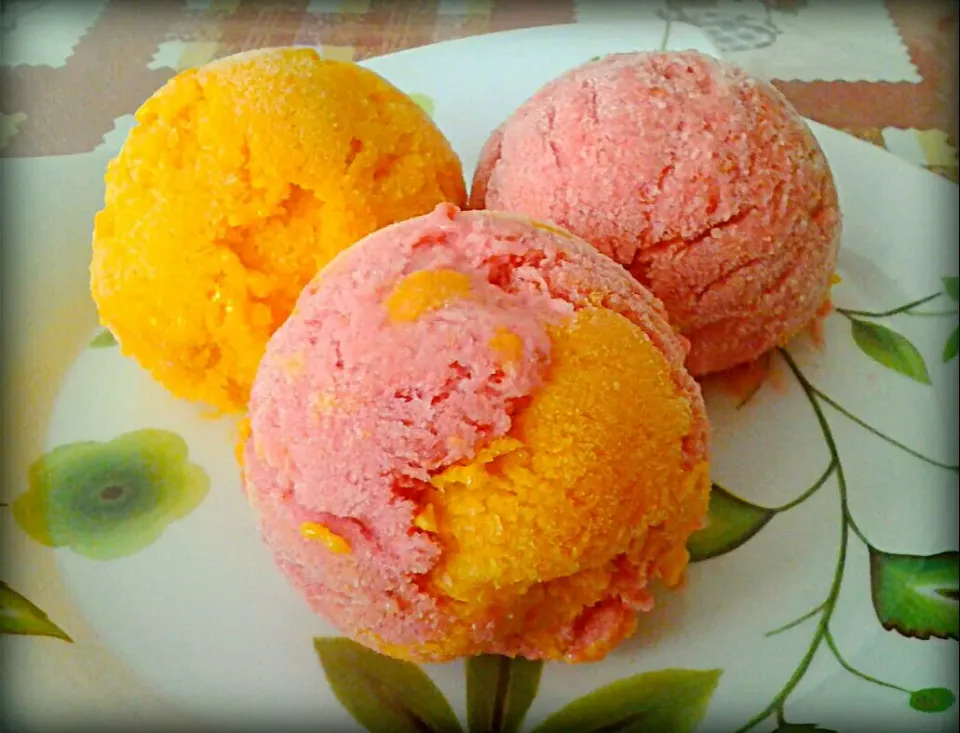 Mango & Strawberry Yoghurt Sorbet|Lindaさん