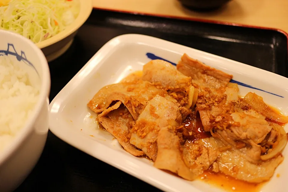 豚バラ生姜焼き定食|マハロ菊池さん