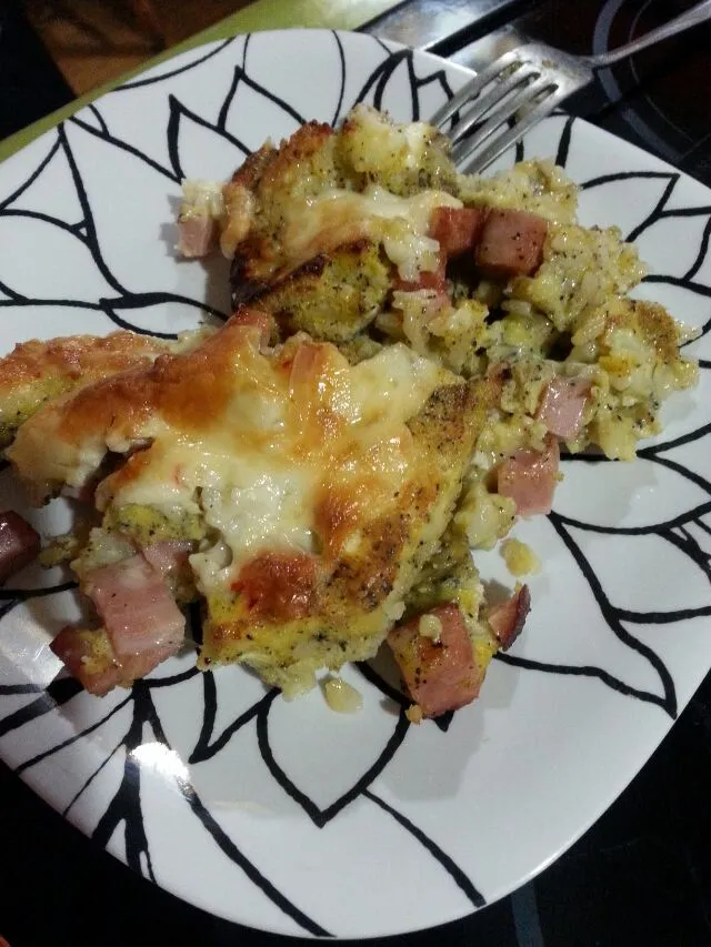 Snapdishの料理写真:egg bake with white rice, ham, jalapeno cheddar, and extra sharp cheddar chz.|Polly Gelfusoさん