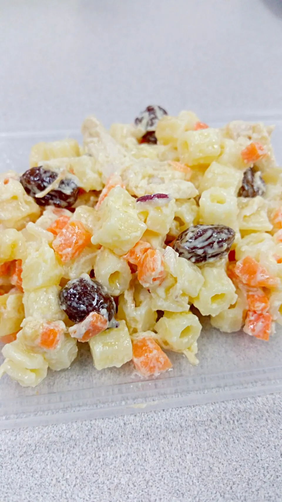 chicken macaroni salad|Claire Tayonaさん