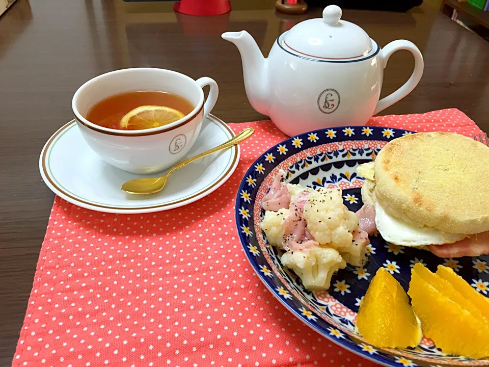 遅めの朝ごはん。|まおさん