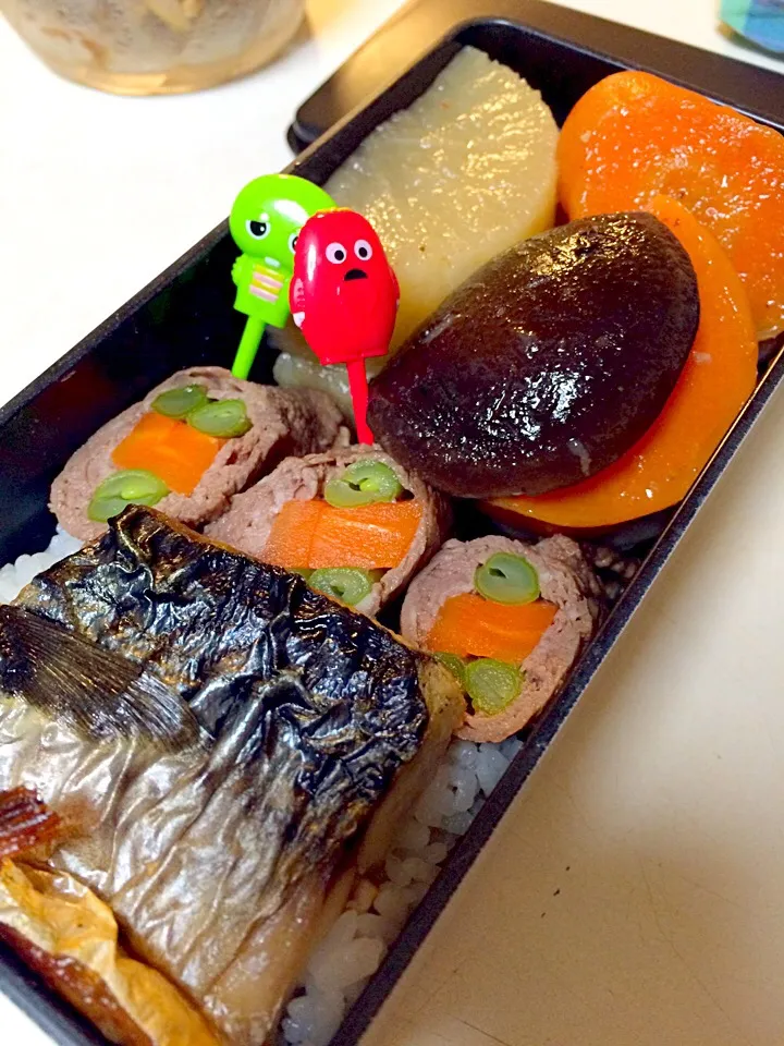 肉巻きとおでん弁当(o^^o)|くぽさん