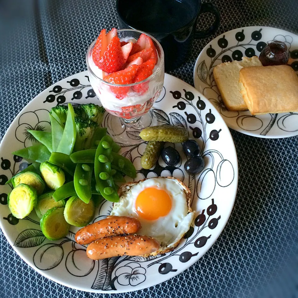 Snapdishの料理写真:今日の朝ごはん|ぺんぎんさん