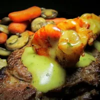 Steak And Pawns with Bearnaise sauce|Momoko Chanさん