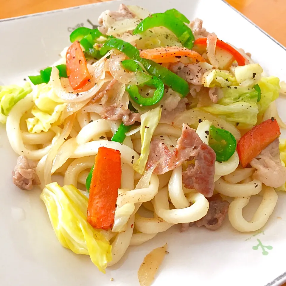 Snapdishの料理写真:塩焼きうどん|カウンター嬢さん