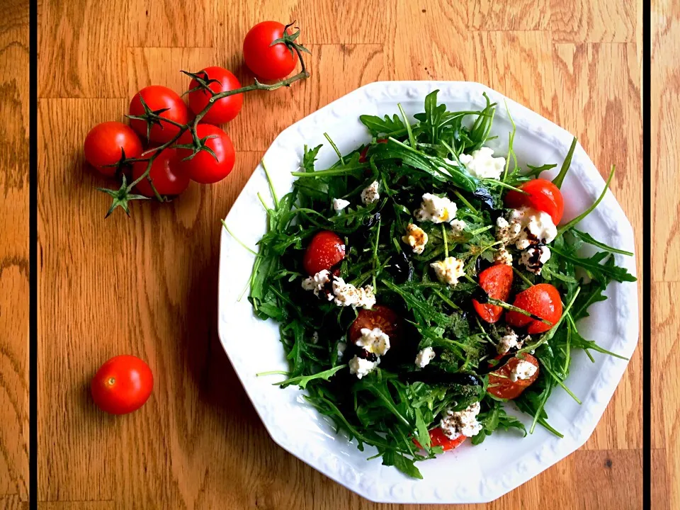 fresh arugula tomatoe salad|CatzeMDさん