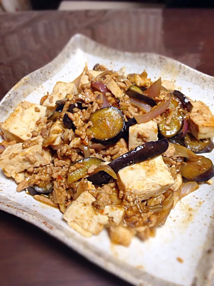 鶏挽肉と豆腐のピリ辛炒め|tachiさん