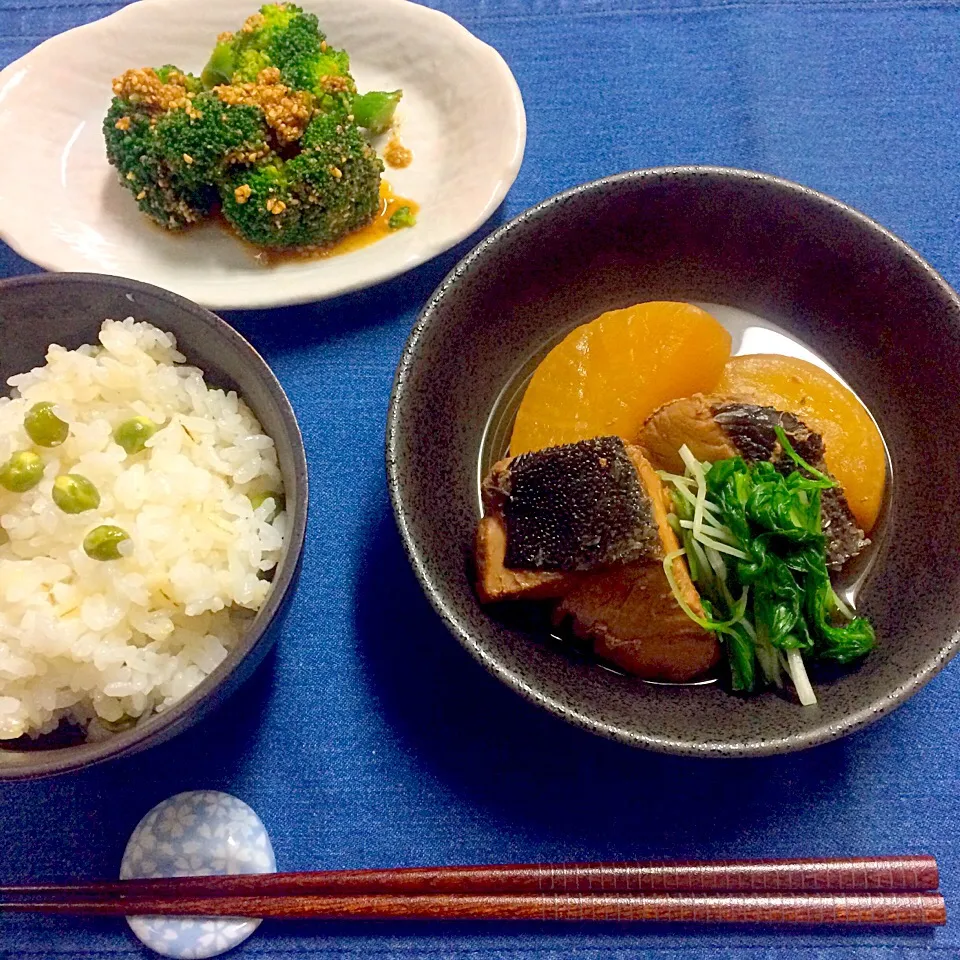 ＊旦那さんの晩御飯＊豆麦ご飯・ぶり大根・ブロッコリーの胡麻和え|髙榮 杏奈さん