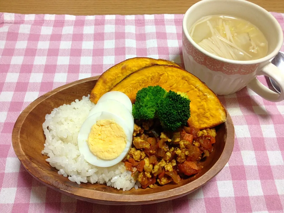 今日の夕飯！トマトドライカレー💗|たきゃたさん