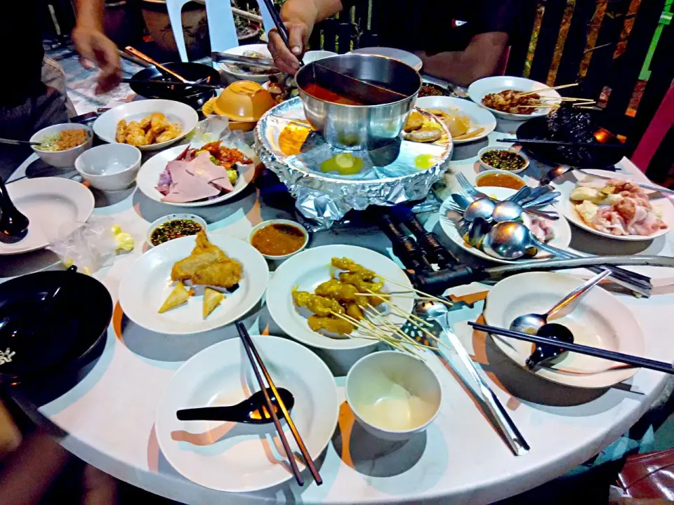 Snapdishの料理写真:Steamboat...|Jason Letchumananさん