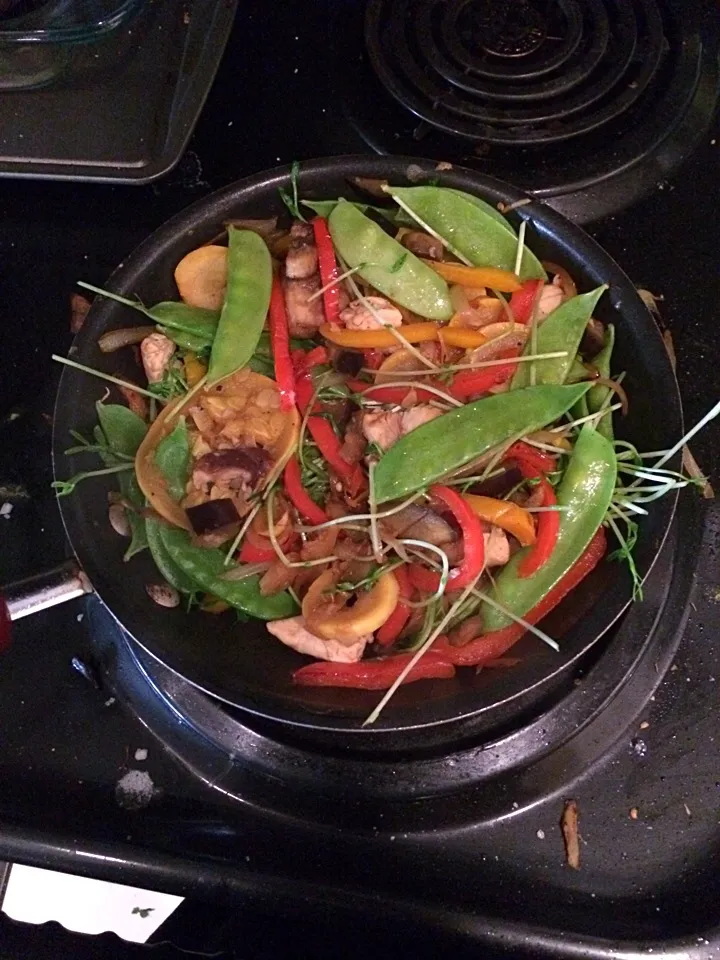 Snapdishの料理写真:Asian Stir-fry|Talia Martelliさん