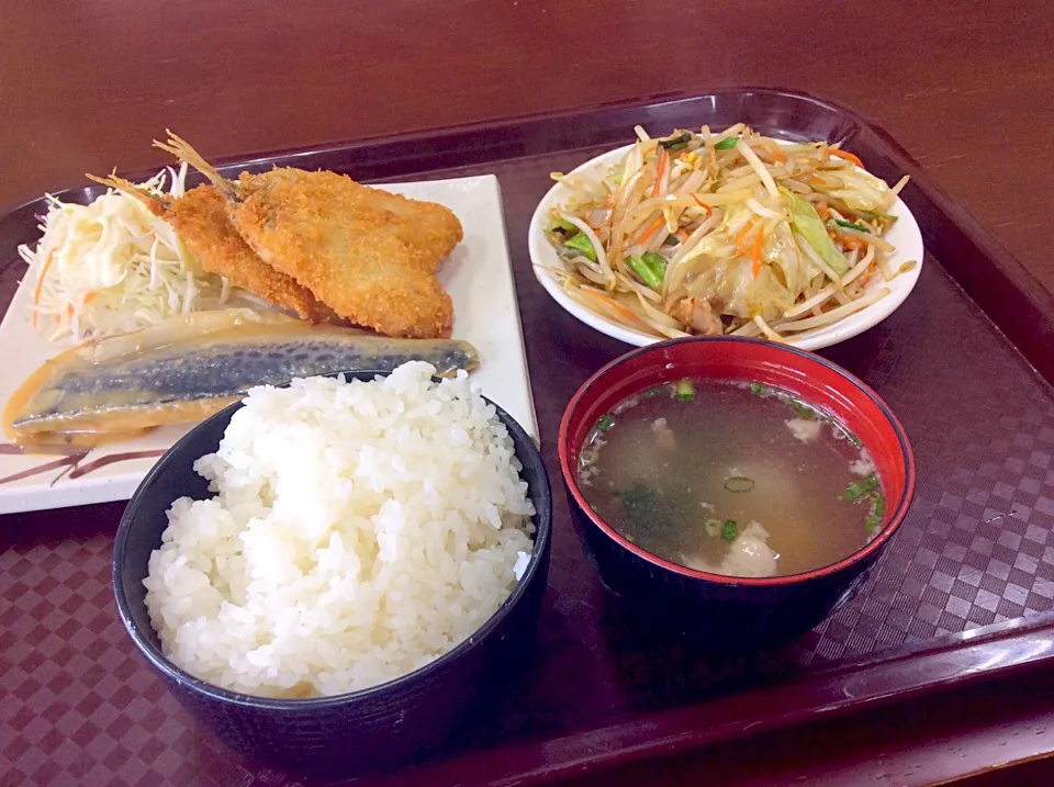 アジフライサバ味噌定食|ゆいちゃんの父さん