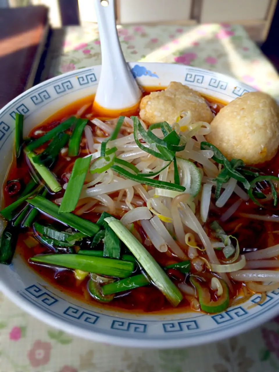 Snapdishの料理写真:台湾ラーメン 揚げ玉子入り|morimi32さん