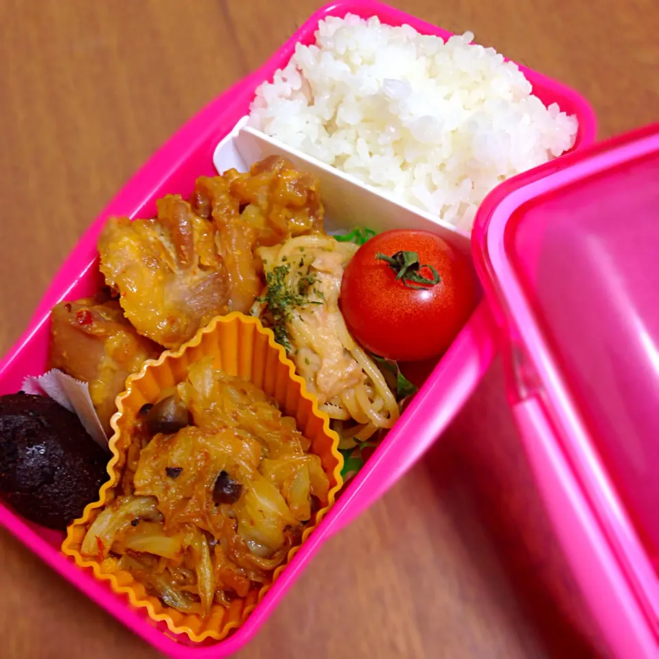 自分弁当 茶色過ぎるので、苦しまぎれのトマト^_^;|Mimさん