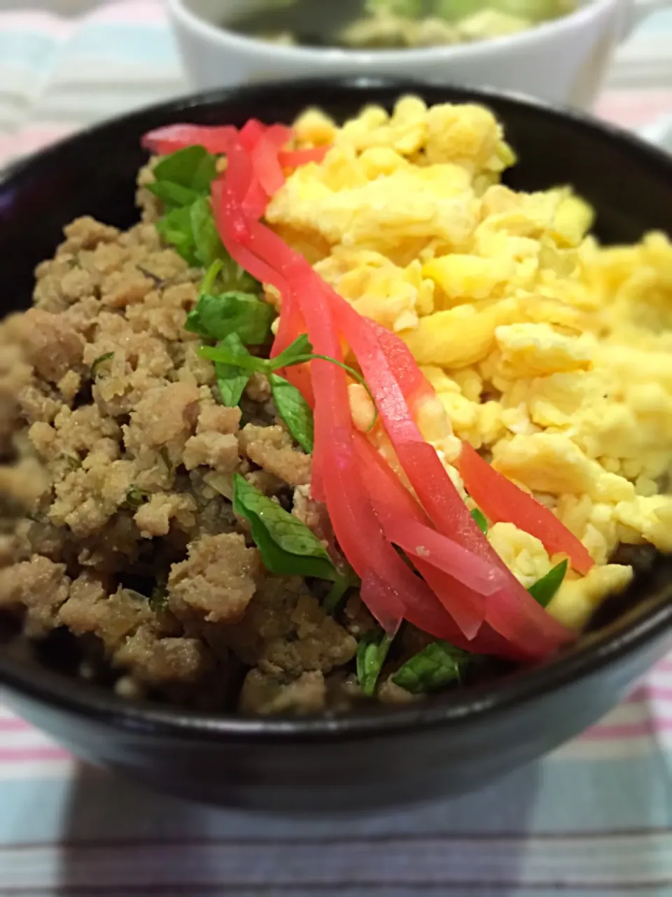 すき焼き味豚そぼろ丼|まーままさん