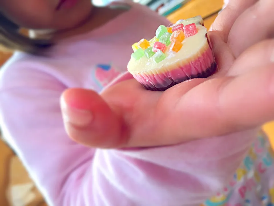 バレンタイン！ミルク、イチゴ、ホワイトの三色チョコ♡|ミユミユ◡̈♥︎さん