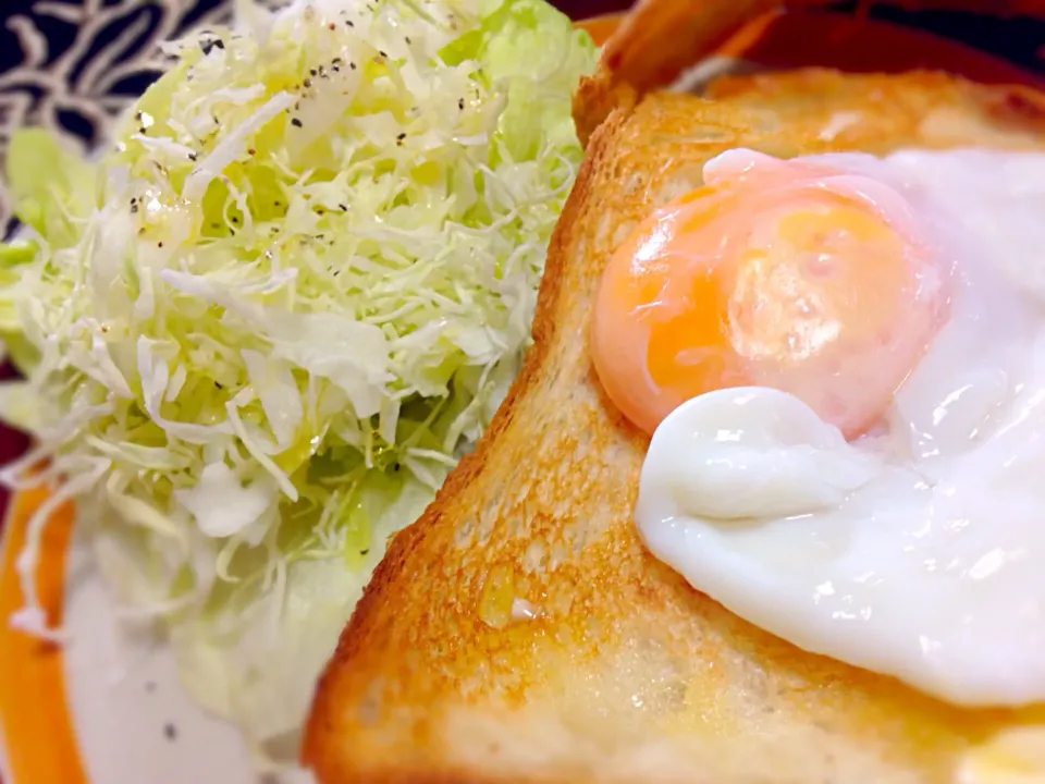 Egg on toast!!|Cherry.Okinawanさん