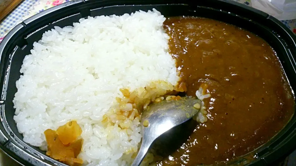 2月13日ファミマのこだわりカレー|こやっこさん