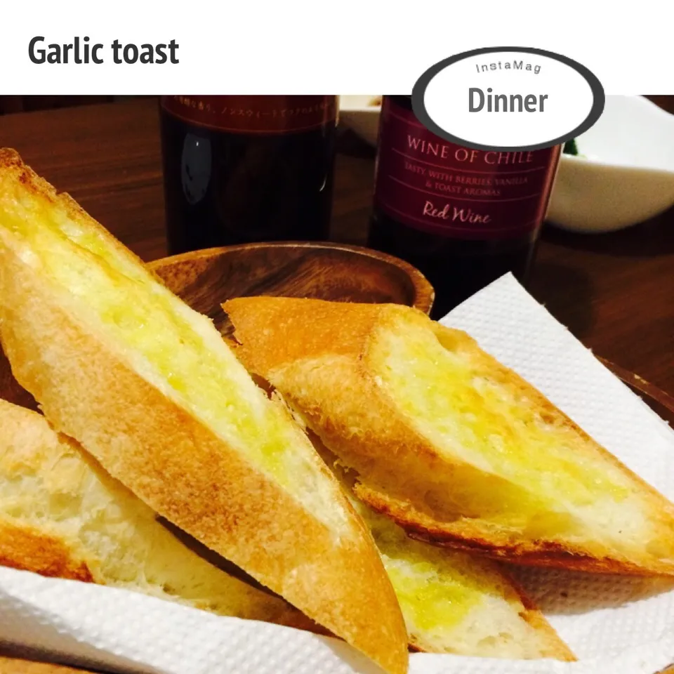 Snapdishの料理写真:Garlic toast！🌙|まきんすぱん///さん