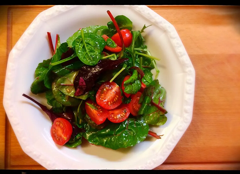 Snapdishの料理写真:chard tomatoe salad|CatzeMDさん