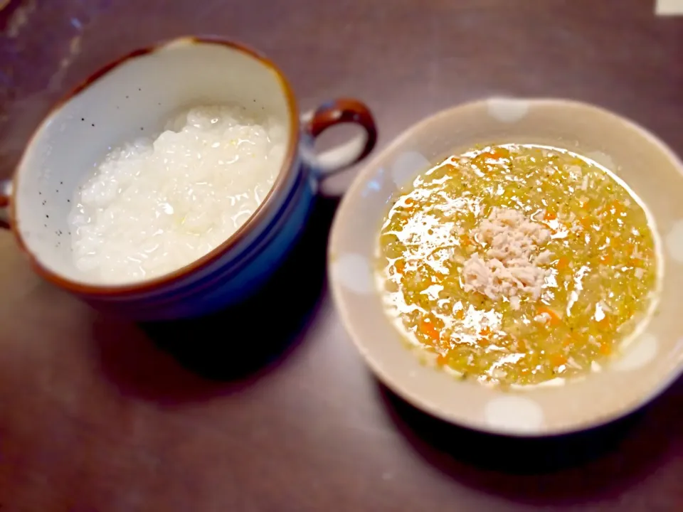 離乳食♪7倍がゆ＆鳥肉と野菜のトロトロ煮(*´˘`*)♡"|あいさん