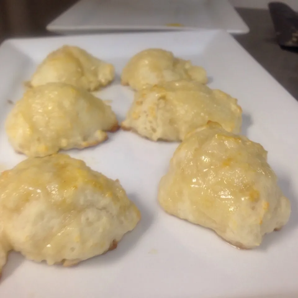 Honey Butter Biscuits|peggy waldonさん