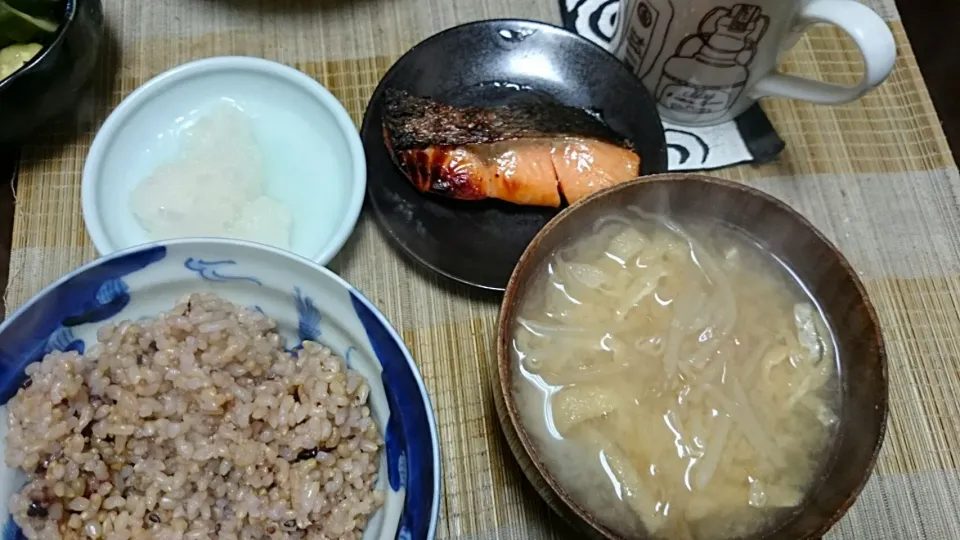 鮭の味噌漬け＆大根おろし＆もやしの味噌汁|まぐろさん