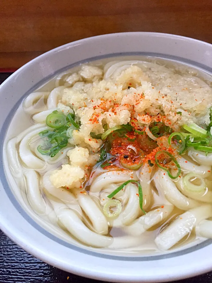 Snapdishの料理写真:朝うどん@高松駅前  めりけん屋|mari miyabeさん