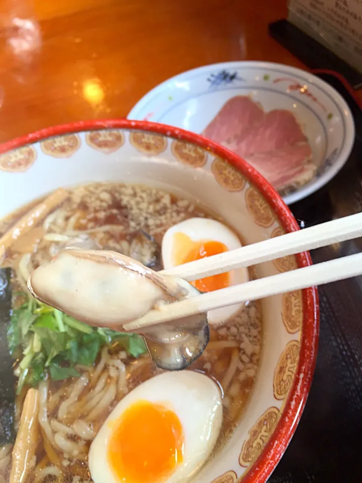 牡蠣ブラック&味玉&真空調理チャーシュー|がっし〜さん