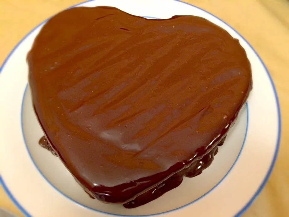 Snapdishの料理写真:Ganache cake|Mikiさん