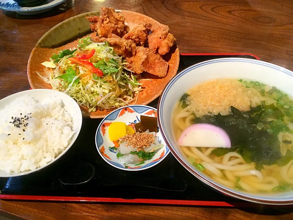 日田の響うどん『唐揚げ定食』|コージ💫さん