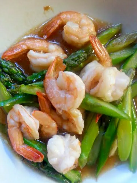 Snapdishの料理写真:Shrimp and Asparagus in Oyster Sauce #Valentine's Day #Seafood #Vegetable #Main dish #Healthy|Alisha GodsglamGirl Matthewsさん