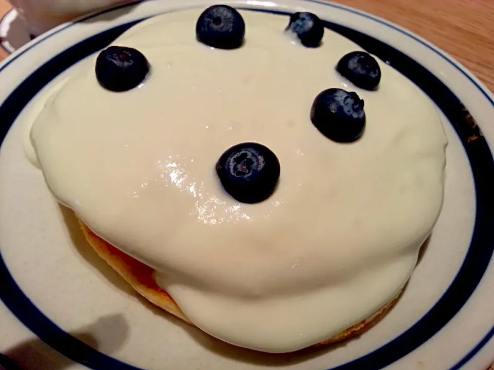 pancake with blueberry & cheese|토모코さん