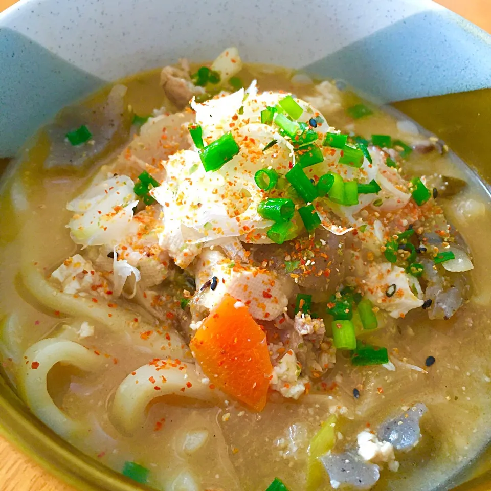 Snapdishの料理写真:深夜食堂レシピ豚汁でうどん|カウンター嬢さん