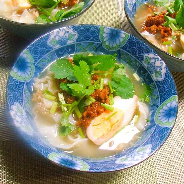 鶏スープの刀削麺（乾麺）|Nao ペロンさん