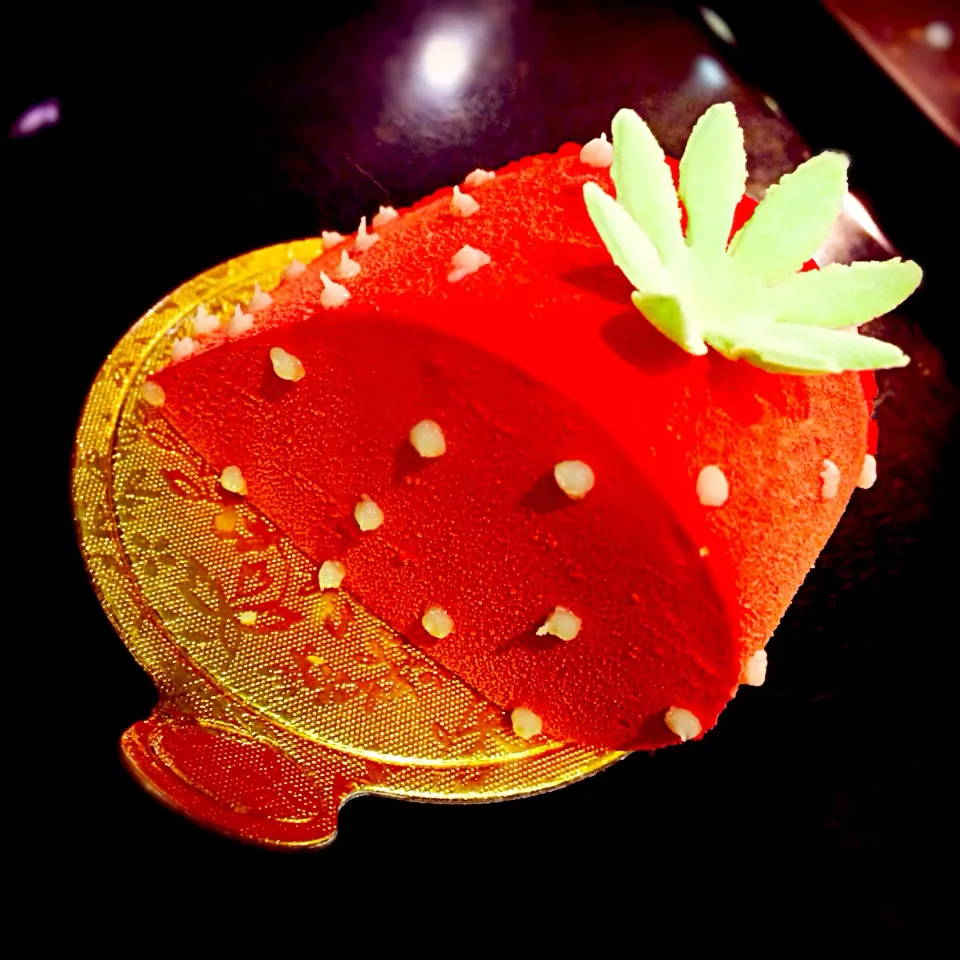 Snapdishの料理写真:strawberry chess cake|swanhuangさん