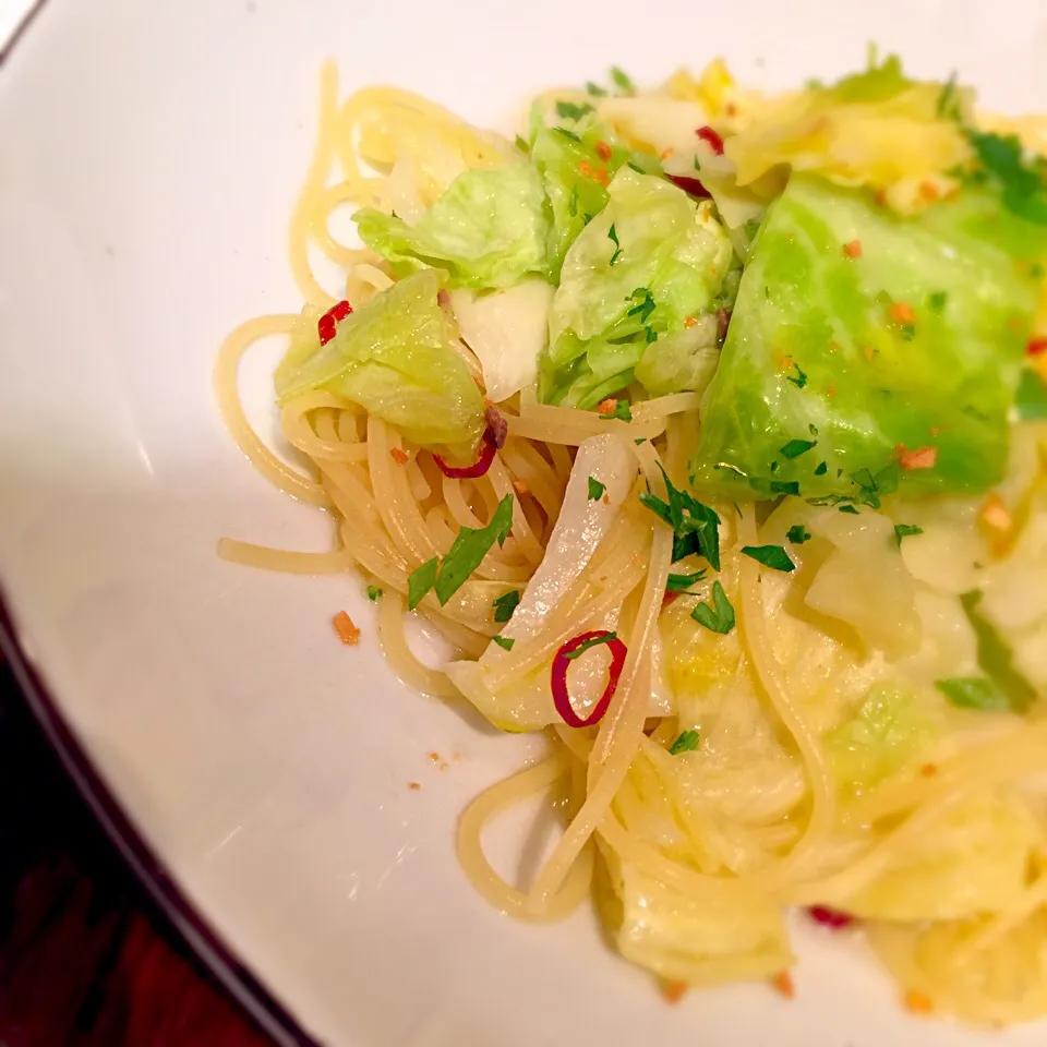 Peperoncino with cabbage and anchovy|Satoshiさん