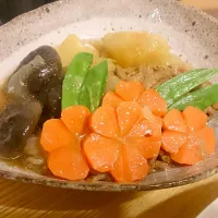 Snapdishの料理写真:ねじり梅入り肉じゃが♪|かよさん