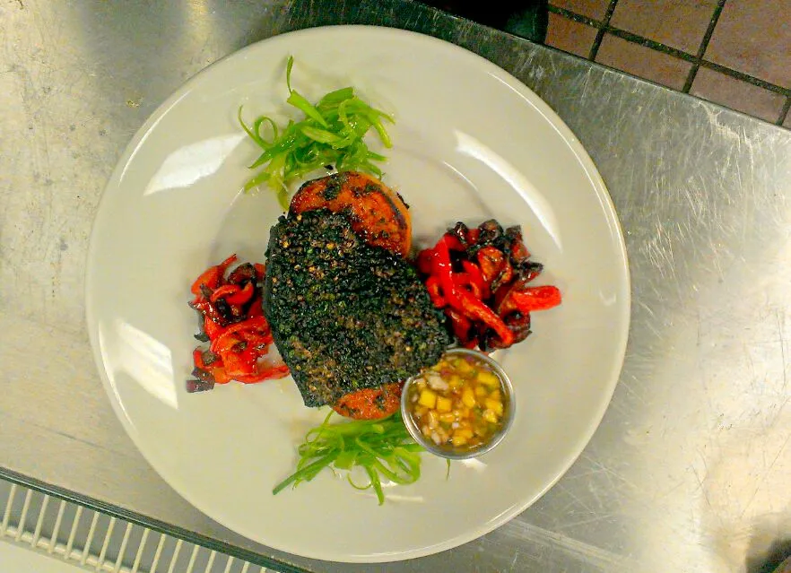 charred swordfish,carmelized sweet potato rounds,and mango salsa|chef Charlesさん