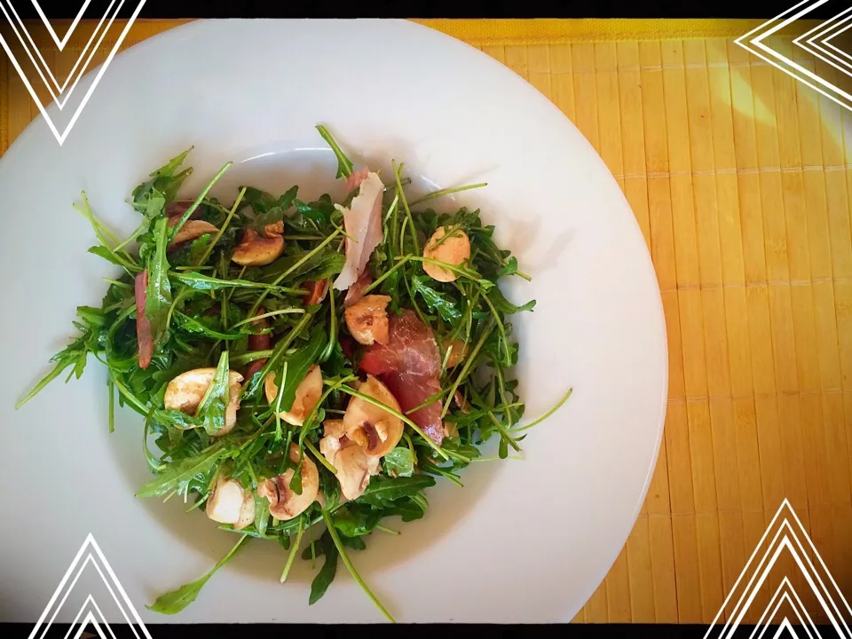 fresh arugula and mushroom salad, with black forest ham|CatzeMDさん