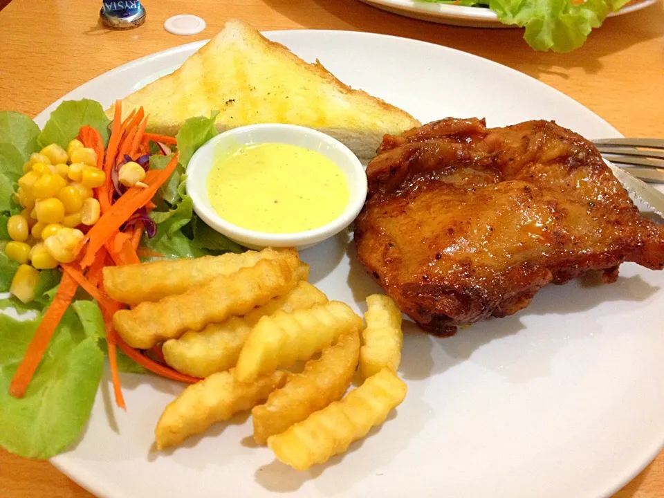 Snapdishの料理写真:chicken steak|Nookkieさん