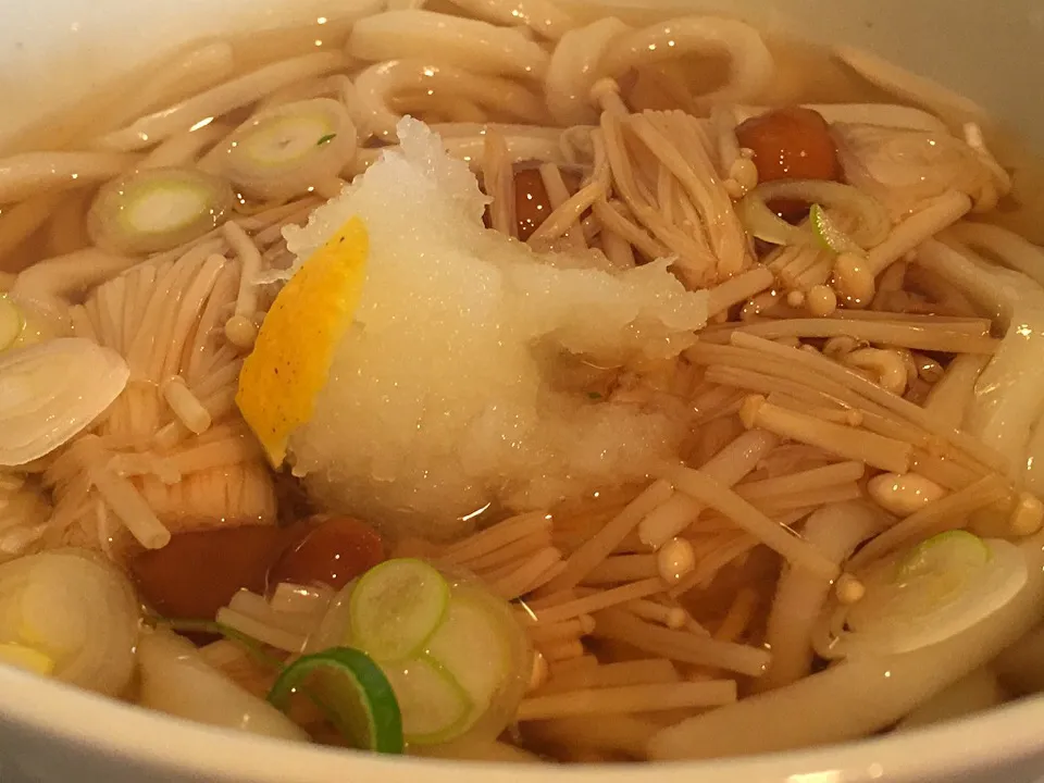 キノコのおろしうどん♪|tku🍅🍝🍜🍝🍜🍝🍅さん