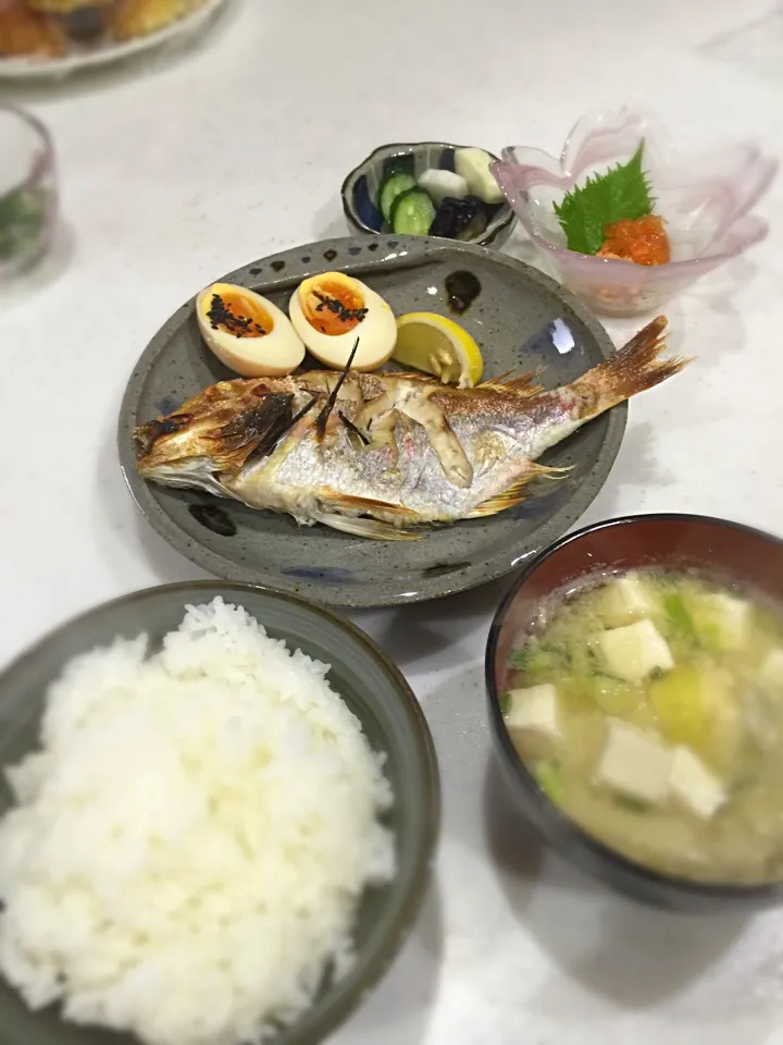 Snapdishの料理写真:塩魚のお昼だよ|Kiyomiさん