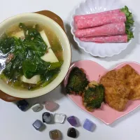 ほうれん草と豆腐とミンチの餡かけ  鶏の胸肉のピカタ  カイワレのハム巻