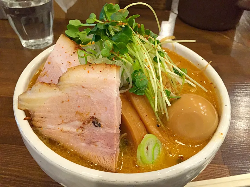 あっつあつ北海道味噌ラーメン|マハロ菊池さん