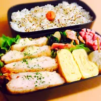 Snapdishの料理写真:チーズinチキン揚げ弁当|sallyさん