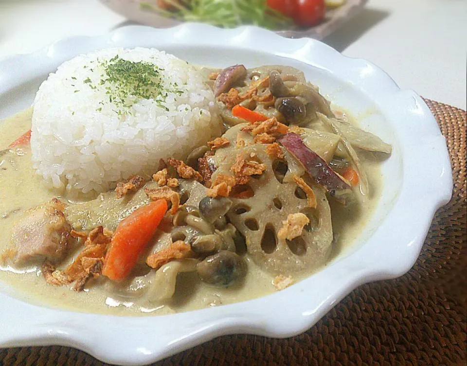 tamaさんの鶏肉ときのこのカレークリーム煮＊ごぼうとさつまいも入り|sakurakoさん