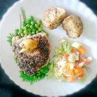 Snapdishの料理写真:#lemon pepper basa#orange ginger fennel salad #rosemary potatoes|Madhumita Royさん