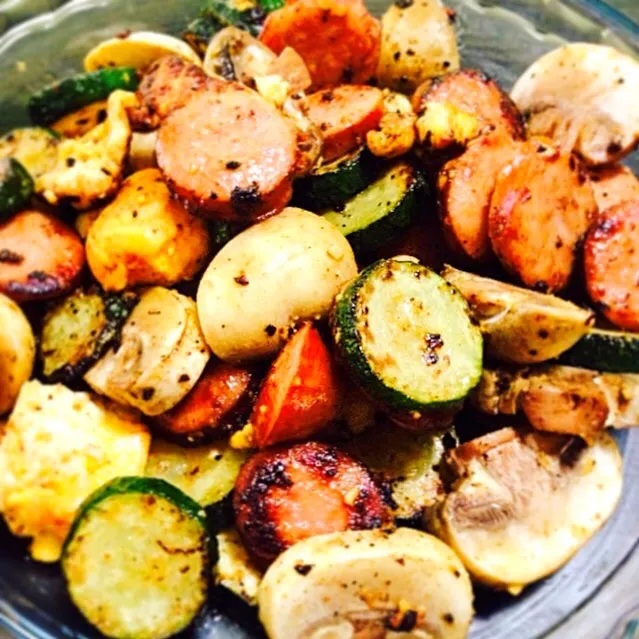 Stir Fried German Sausage, Zucchini, Mushrooms|Seagrapesさん