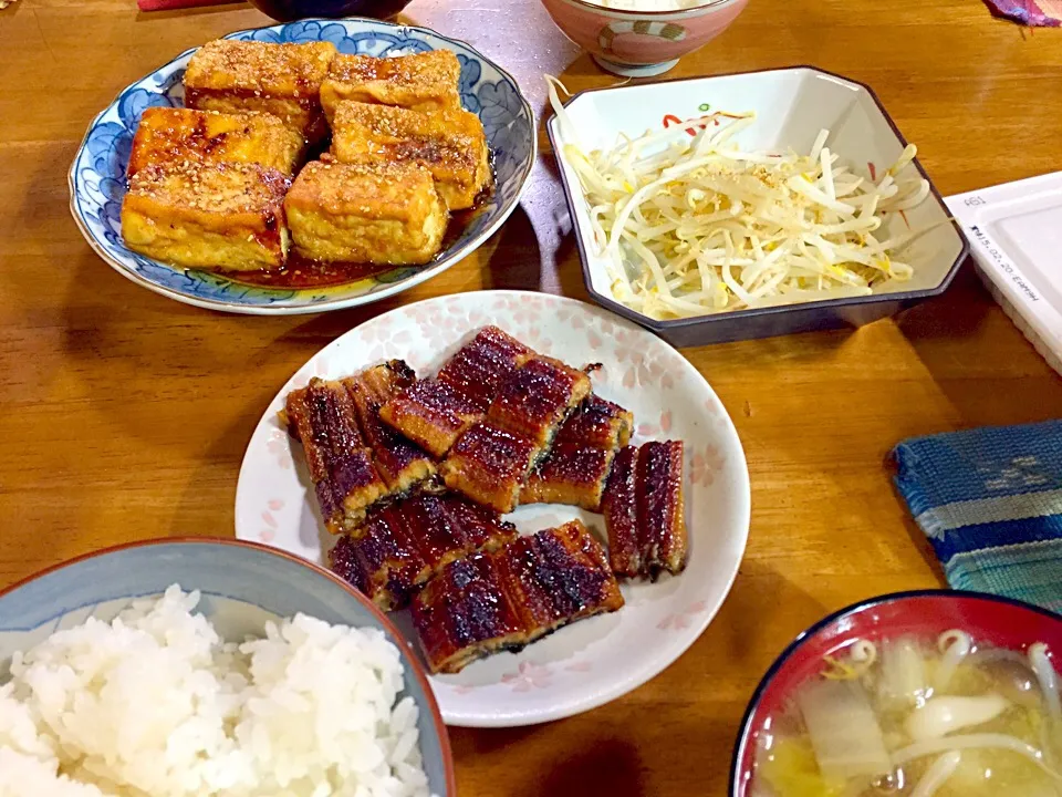 鰻の蒲焼き、豆腐ステーキ*\(^o^)/*|すかラインさん